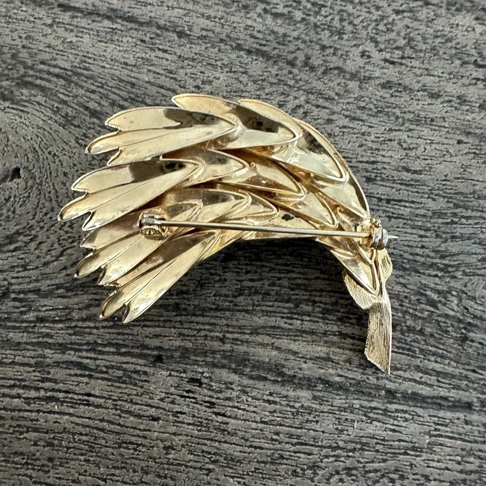 Vintage‎ Gold Tone Wheat Sheathes Leaf Brooch